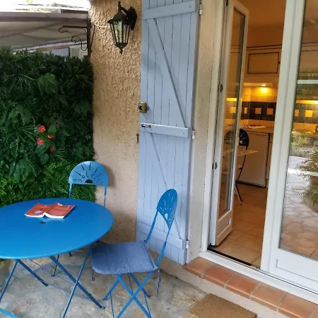 La Villa Les Hesperides Grimaud Exterior photo