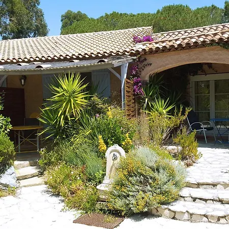 La Villa Les Hesperides Grimaud Exterior photo