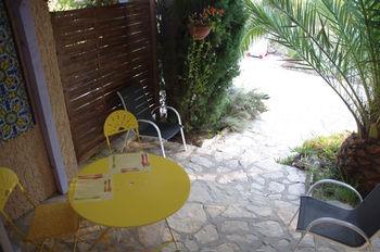 La Les Hesperides * Grimaud